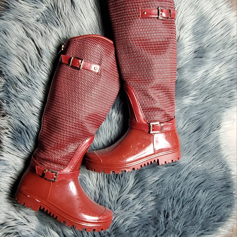 Burgundy Zippered Rainboots